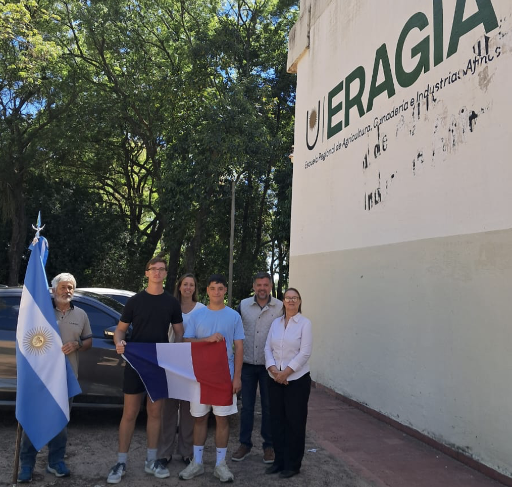 Elèves de BAC Pro en stage à ERAGIA, école d'agriculture de Corrientes.