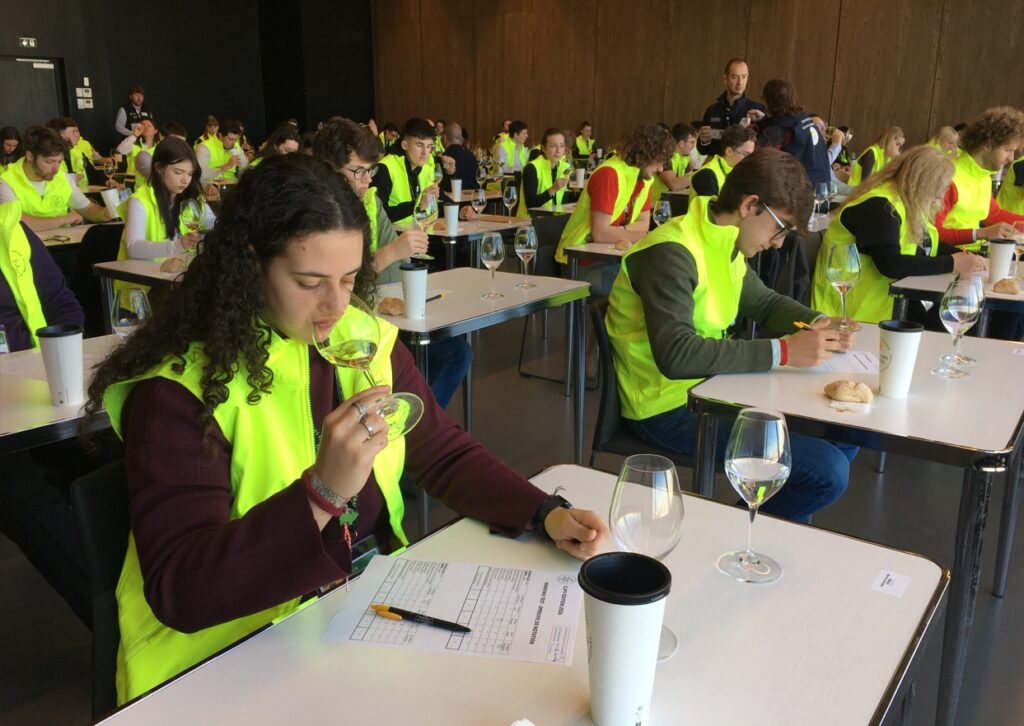 Les candidats du CJPV européen lors de l'épreuve caractérisation