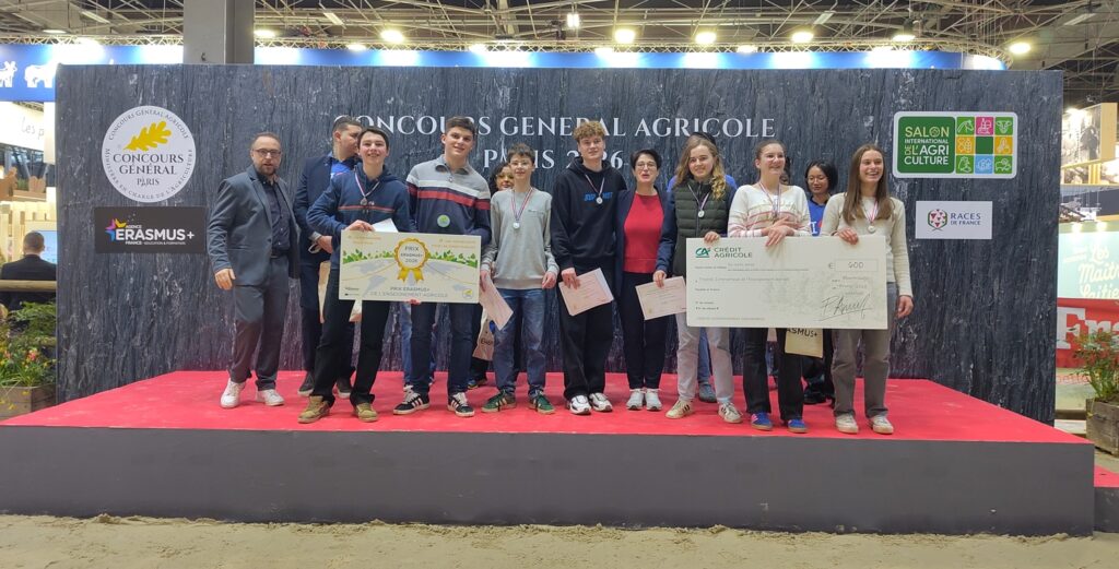 Le lycée Giel Don Bosco remporte le prix Erasmus +